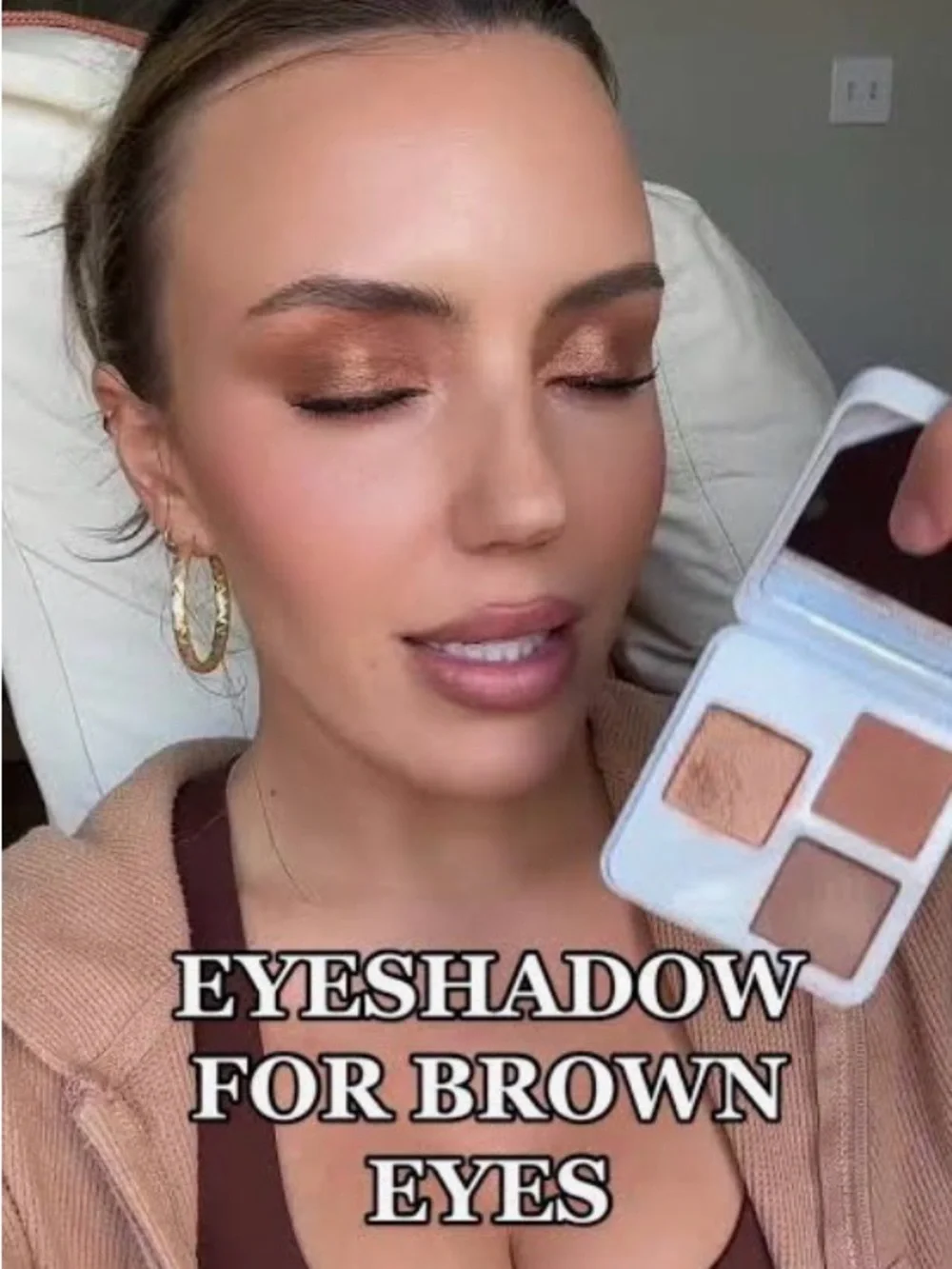 NWOT Glossier Monochromes Essential Eyeshadow in Teak